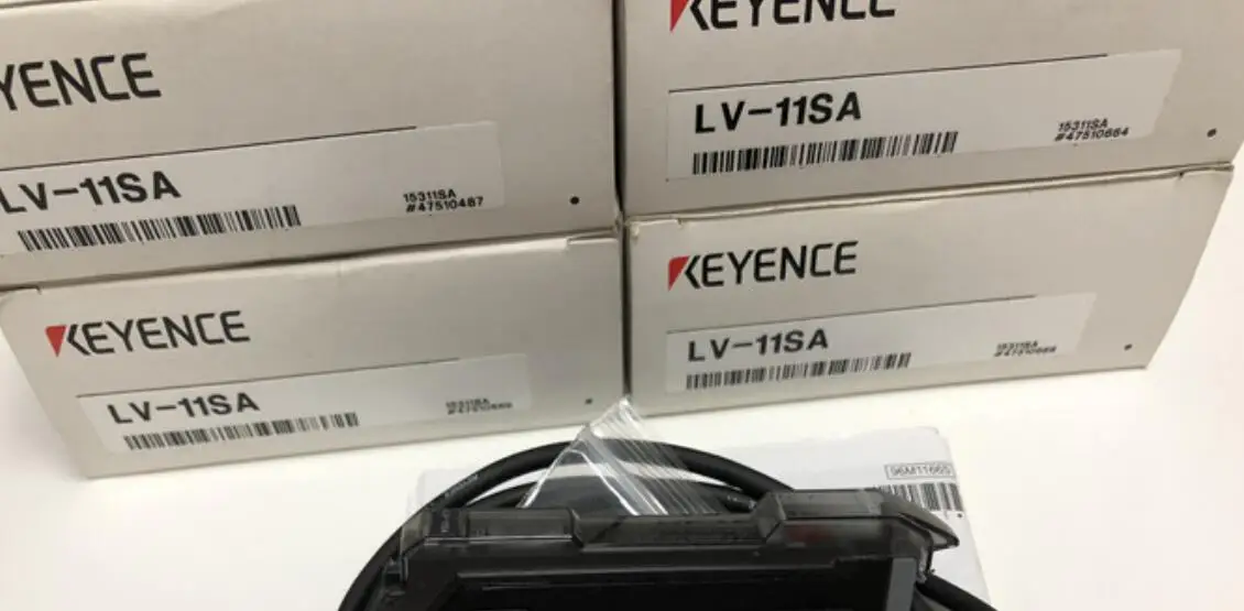 

KEYENCE laser sensor LV-11SA brand new original