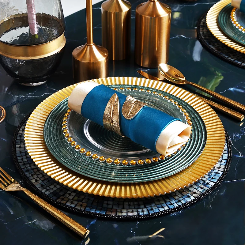 Western Food Tableware Plate Set European Green Golden Glass Dinner Set Modern Kitchen Steak Plate Dishes Napkin Home Decoration