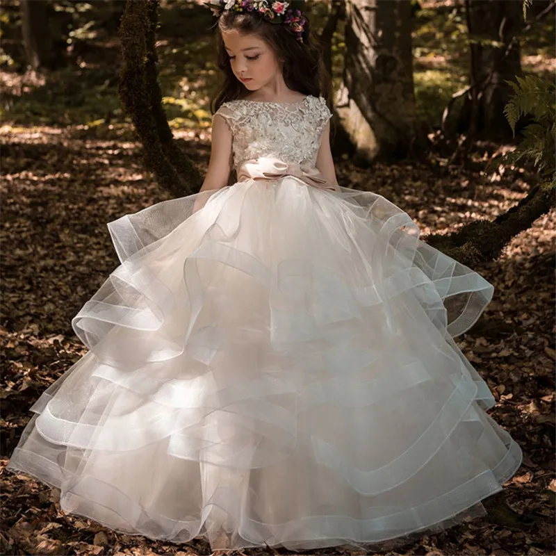 Abiti Fiore Per Le Ragazze Elegante Champagne Del Merletto di Applique Senza Maniche A Cascata Per Bambini Pageant Abiti Per Matrimoni Abiti Da Prima Comunione