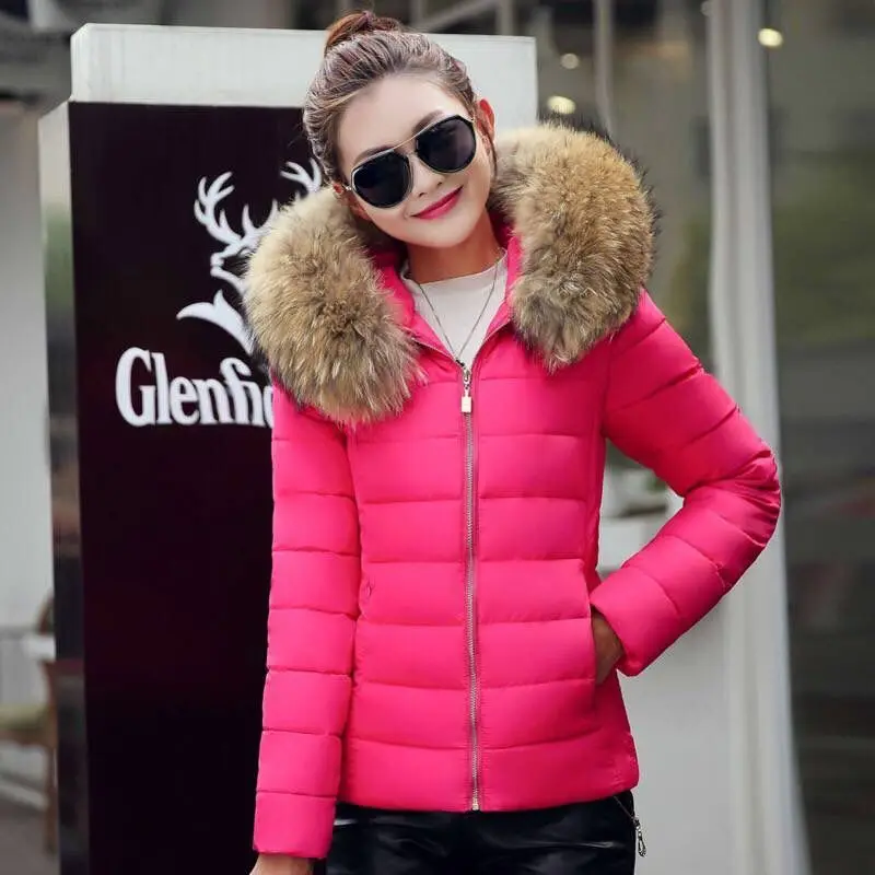 2023 New Winter Jacket Womens Parkas Fur Collar Hooded Coats Casual Short Jacket Female Slim Cotton Padded Warm Outerwear P768