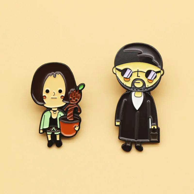 Couples brooch and enamel pins Men and women fashion jewelry gifts anime movie novel lapel badges