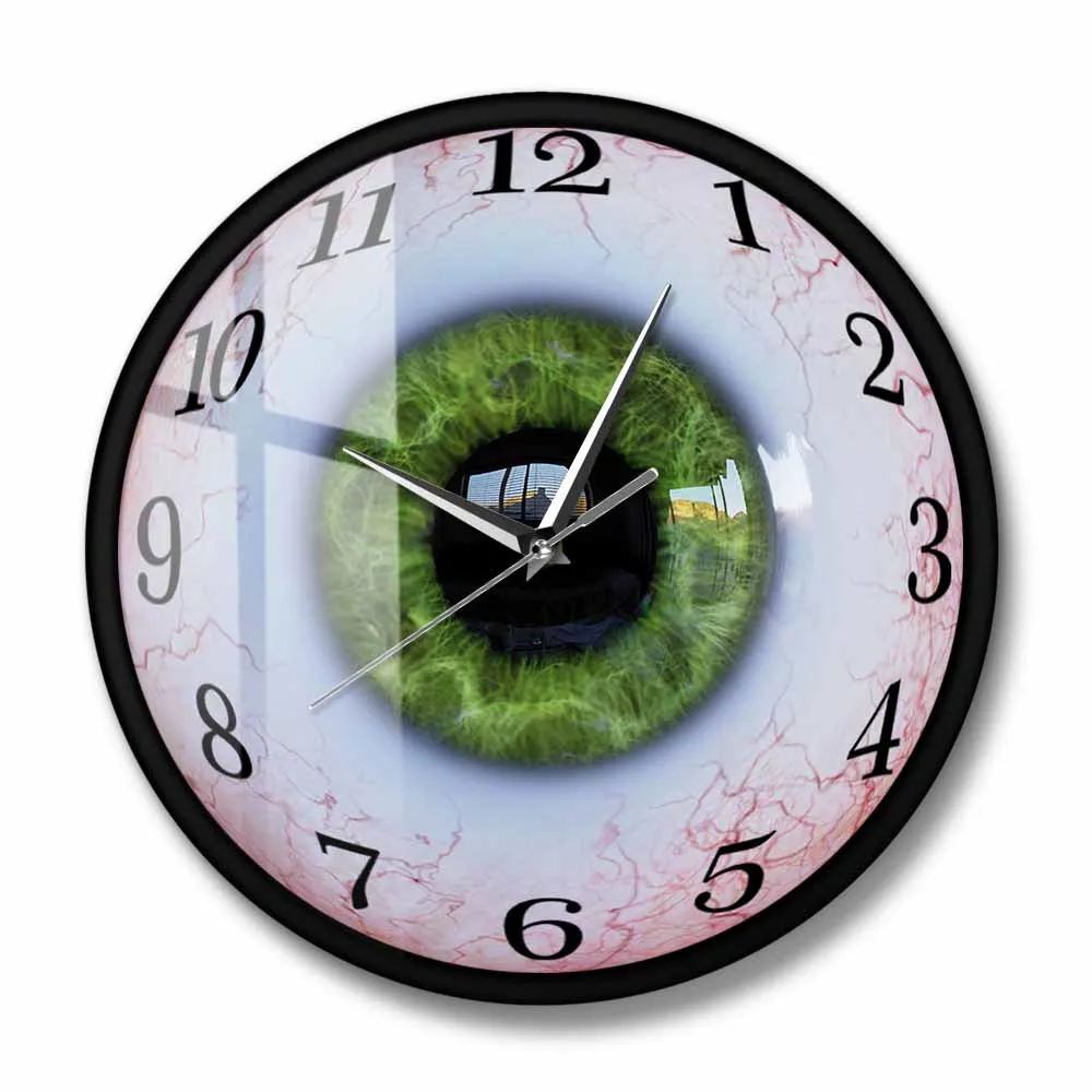 Realistic Eyeball With Green Iris Wall Clock Optrometrist Office Clinic Wall Art Decor Medical Art Science Ophthalmologist Gift