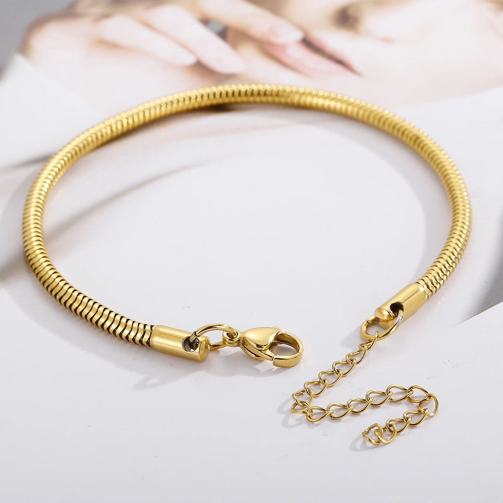 Kalen 3mm Snake Chain Bracelets Men's Women's Rock Cool Boys Girls Round Link Jewelry Fashion Trend Gold Color Accessories Gift
