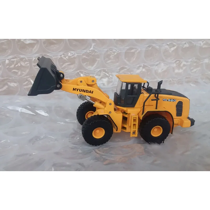 Diecast 1:87 Scale HL980 Large Loader Engineering Machinery Alloy Car Model Collection Souvenir Ornaments Display Toys