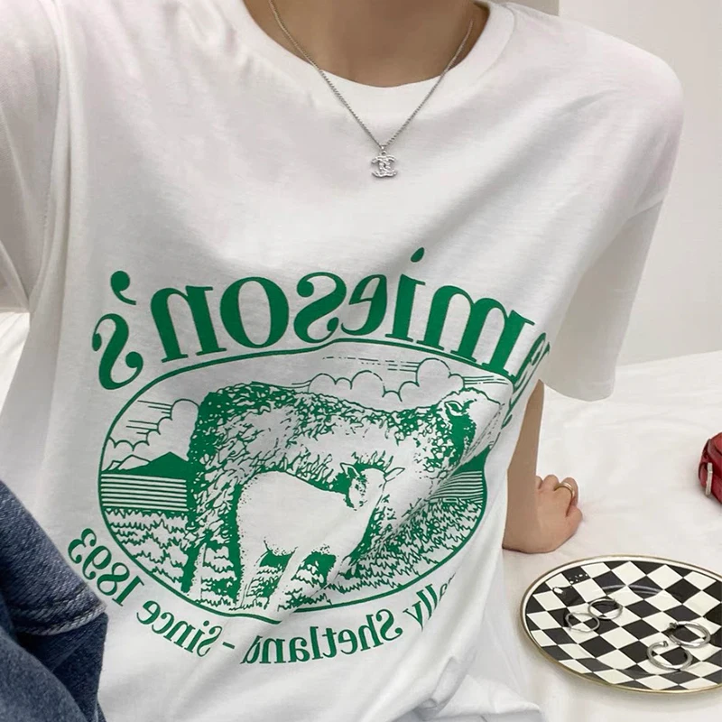 6024 America Jamieson Sheeps Printed Vintage 90s Tshirt female White Cotton Short Sleeve Graphic Tees Loose Kpop Women T Shirt