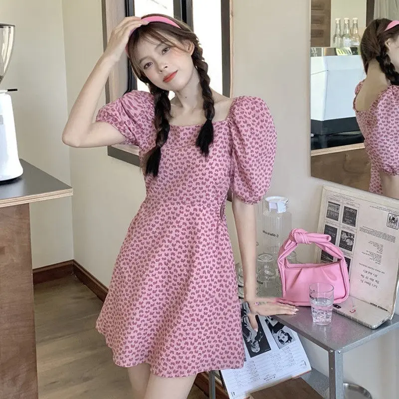 

Floral dress women's 2021 summer new Korean square neck bubble sleeve loose age reducing medium length dress women