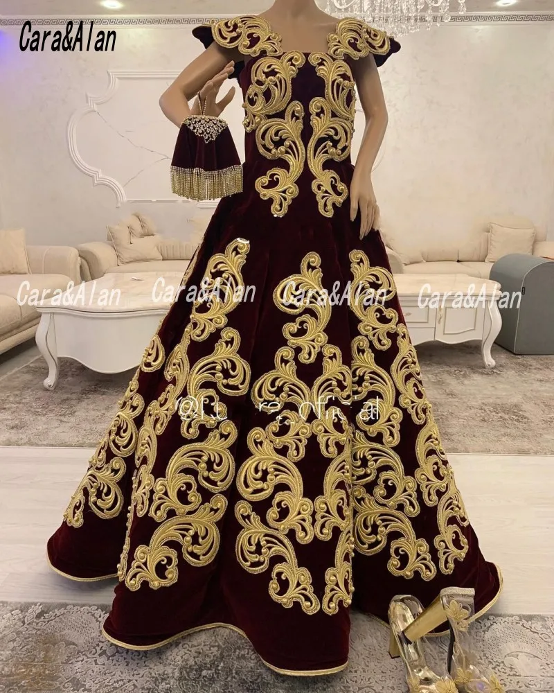 Customized Traditional Kosovo and Albanian Motifs vestidos formales Evening Dresses Flared Applique Beaded Prom Dress For Women