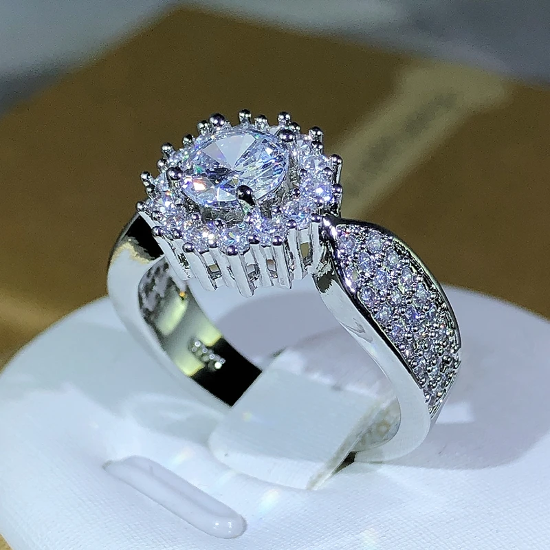 Newest Classic Many Prong Main White Zircon Ring 925 Silver For Ladies Party Cookic Party Jewelry Gift