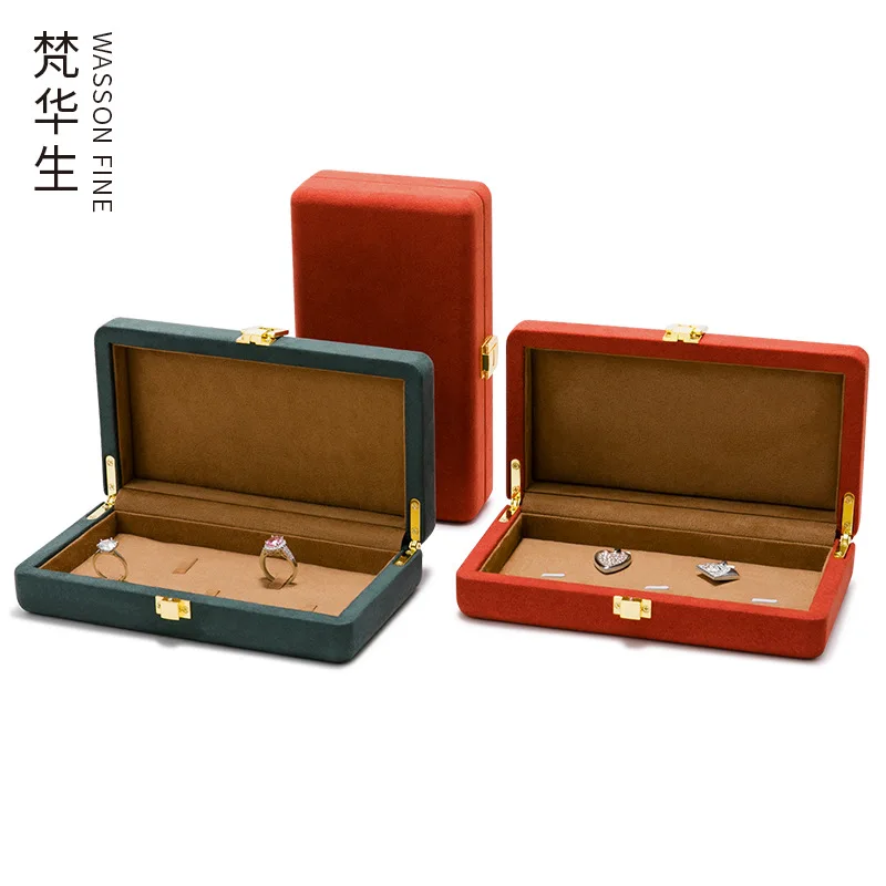 

Creative jewelry ring box bracelet pendant storage box portable lock jewelry box gift box