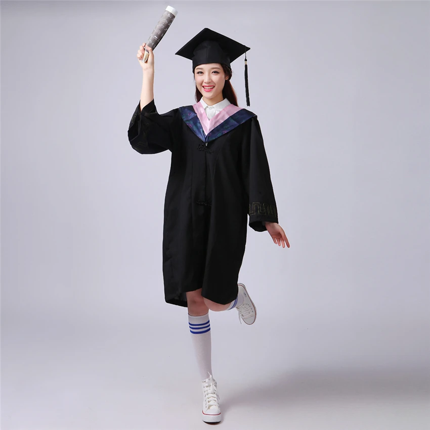 Womnen Men University Graduation Gown Student High School Uniforms Team Wear Academic Dress for Adult Bachelor Robes+Hat Set