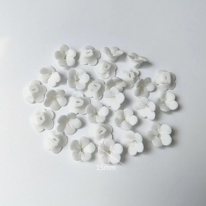 20pcs fiori in ceramica a fondo piatto di colore bianco per gioielli da sposa accessori fai da te orecchini in porcellana floreale