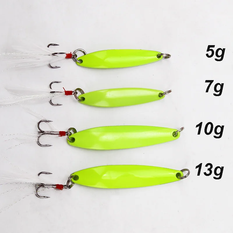 YUCONG 1PCS Luminous Metal Spoon 5-7-10-13g Spinnerbait Fishing Lure Glow Sequin Bait With Feather Treble Hook leurre Pesca Isca