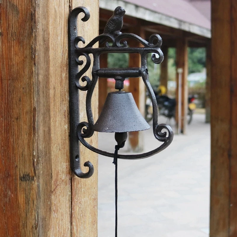 Antique Black Bird Cast Iron Hand Cranking Door Bell European Country Accents Home Garden Decor Heavy Metal Wall Welcome Bell