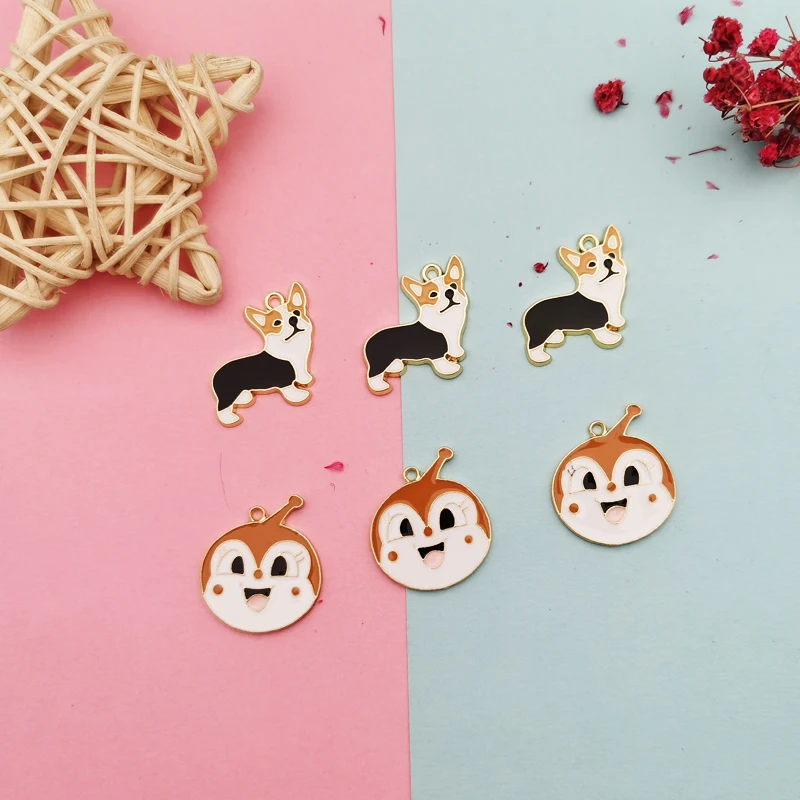 

10pcs Cute Pet Corgi Dog Alloy Enamel Charms Pendants Animal Puppy Charms For DIY Earring Bracelet Jewelry Accessories Gold Tone