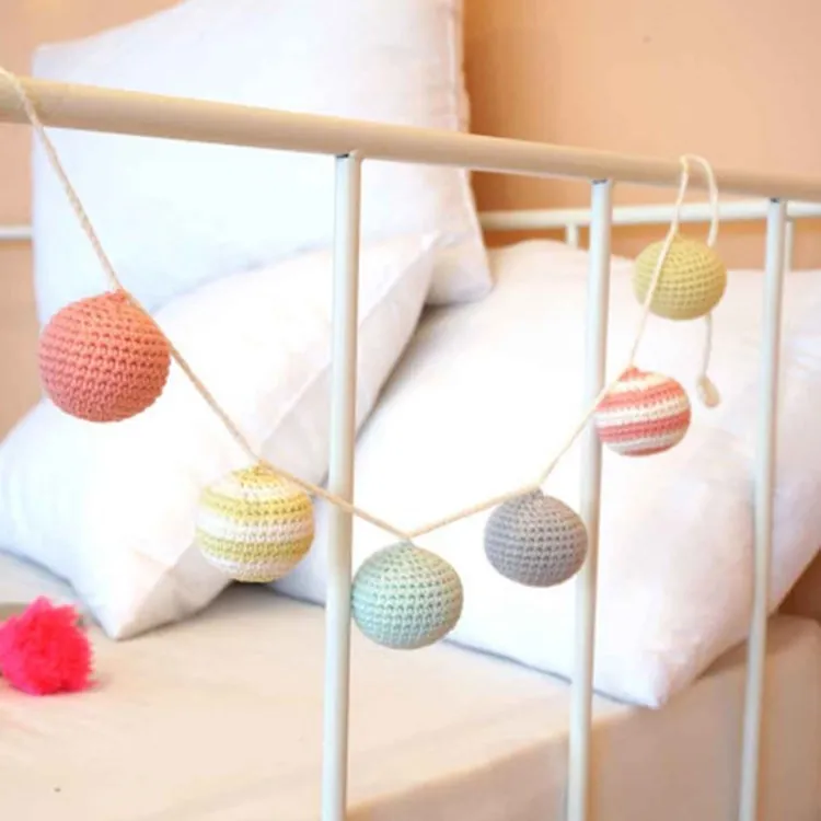 INS Nordic Creative Handmade Cotton Ball Wall Wall Decoration Knitted Ball Photography Props Girl Room Decor Fur Ball Ornaments