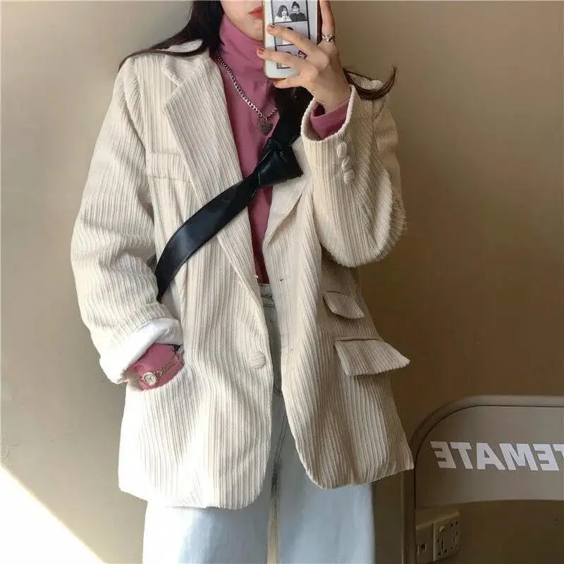 Blazer Wanita Desain Beludru Korduroi Solid Kancing Sebaris Longgar Gaya Hong Kong Retro Chic Fashion Lembut Ulzzang Cocok untuk Semua