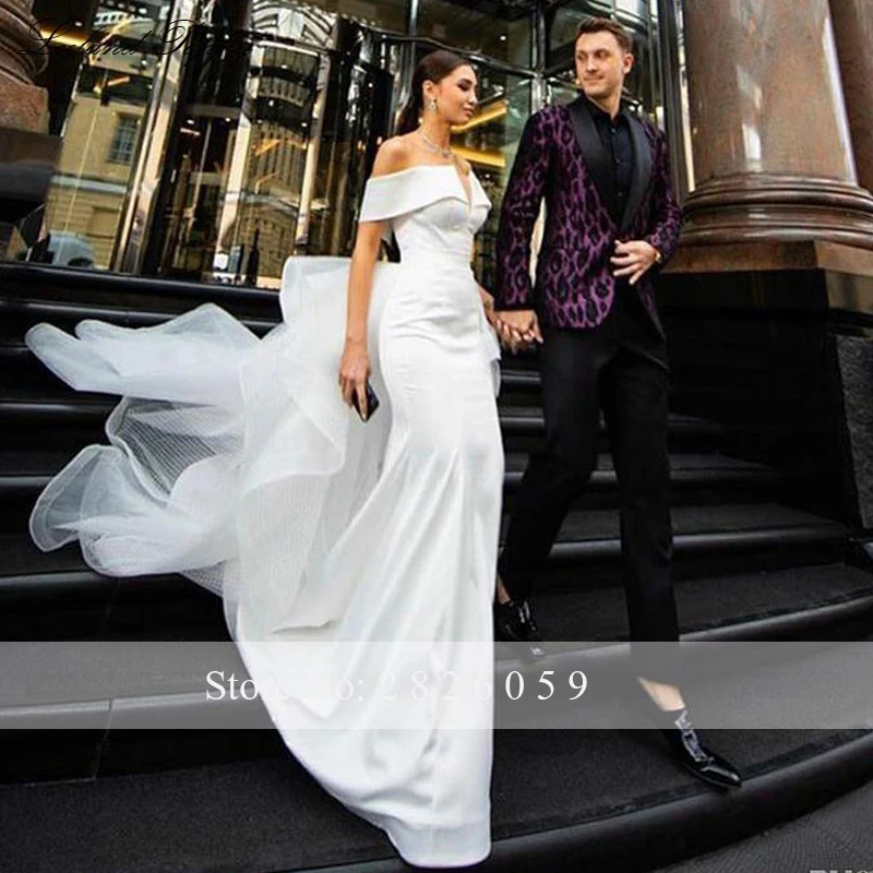 Lceland Poppy Customized Mermaid Satin Wedding Dresses Boat Neck Floor Length Lace Bridal Dress with Detachable Train