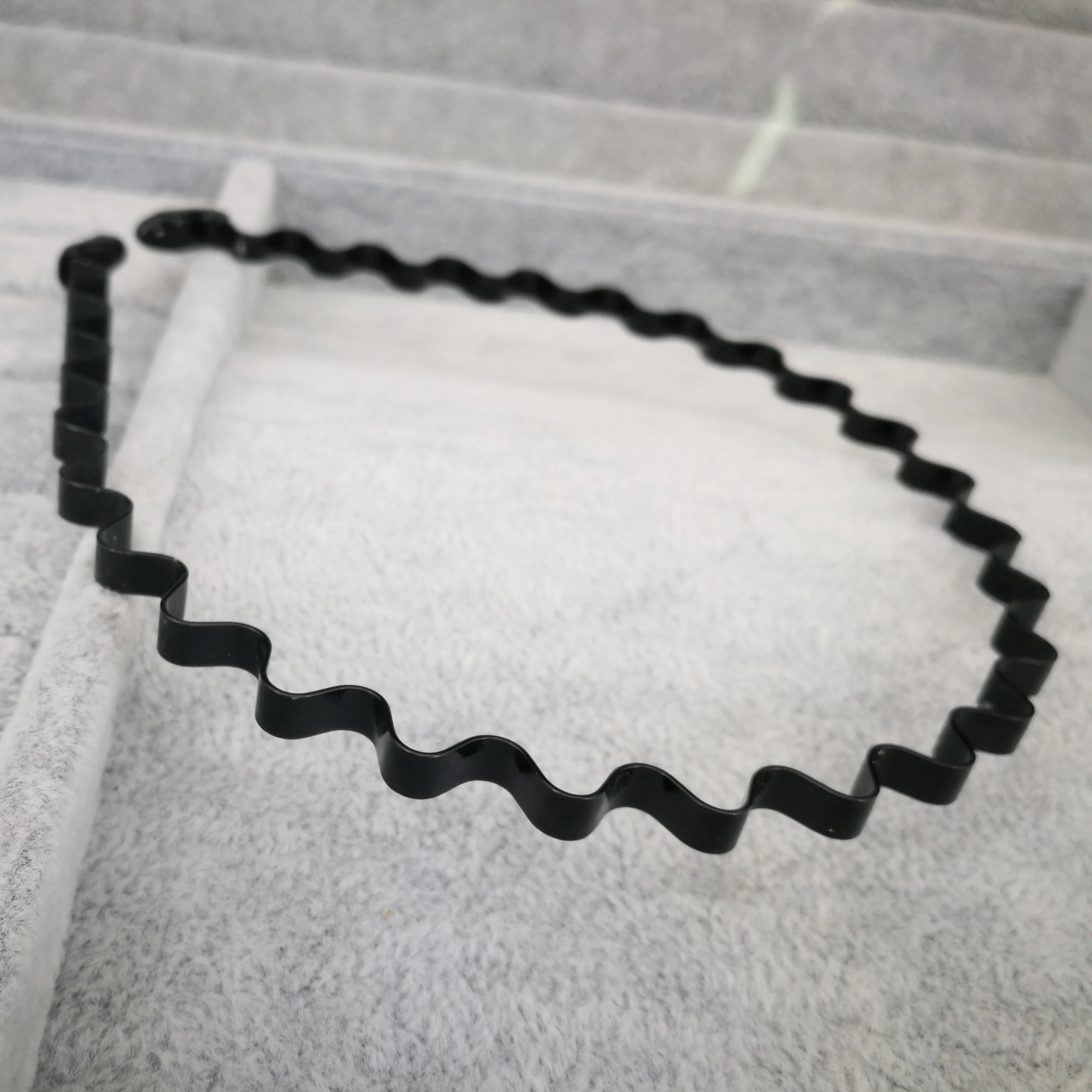 Mode Schwarz Metall Winkte Sport Haarband Solide Männer Frauen Unisex Waschen Haar Band Casual Erwachsene Haar Styling Werkzeuge Zubehör – Detail 9