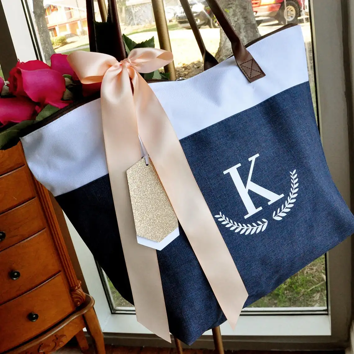 

Bridesmaid Tote. Personalized Bridesmaid Gift Bags. Custom Name Bag. Zipper Tote.Customizable Handbag.Monogram Handbags.