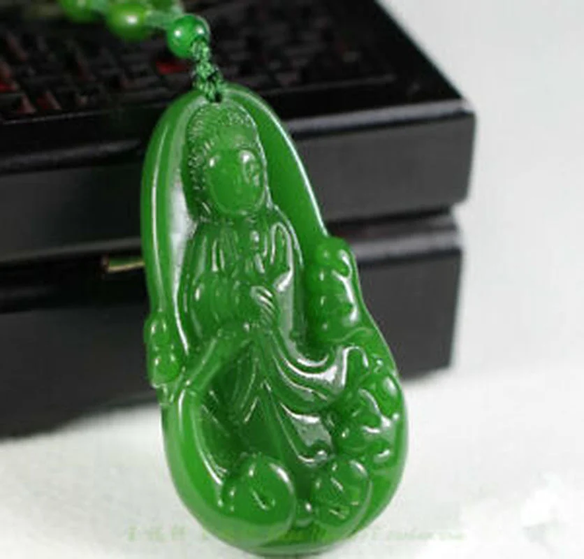 Chinese handmade jade carving guanyin pendant Necklace