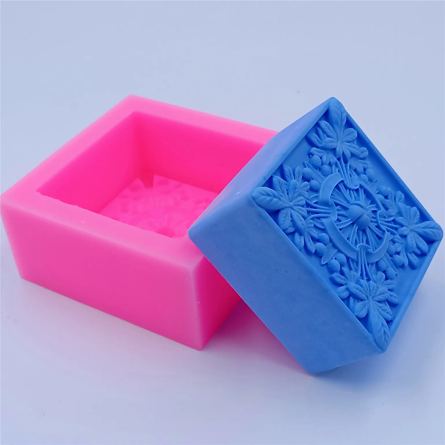 Flower Handmade Soap Mold Classic DIY Natural Soap Making Molds Scented Candle Mold Aromatherapy Gypsum Plaster Molds Cake Decor