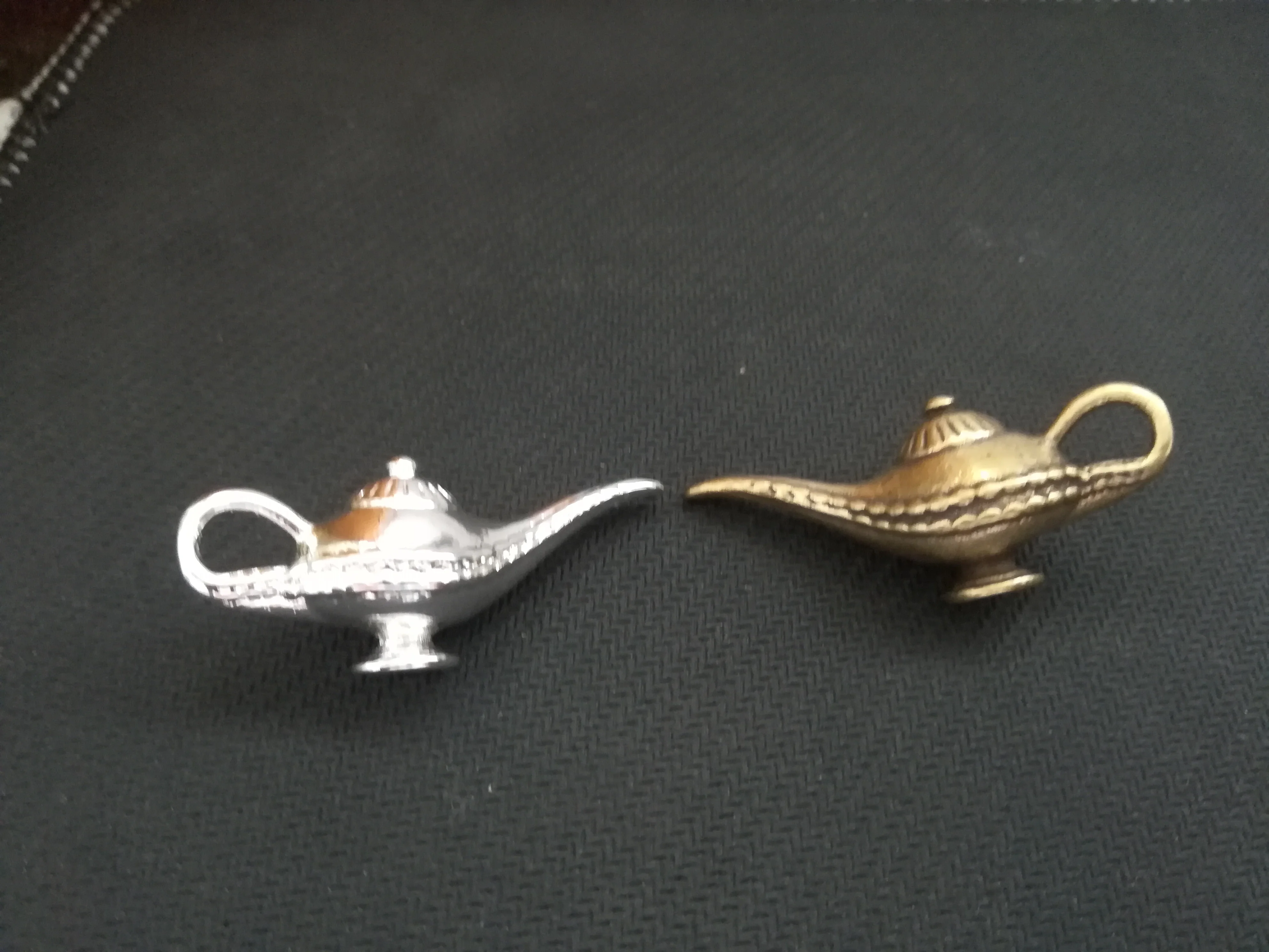 retro Handmade Pure Brass Aladdin magic lamp craft DIY jewelry ornament portable Miniature Keychain Pendant souvenir gift a4100