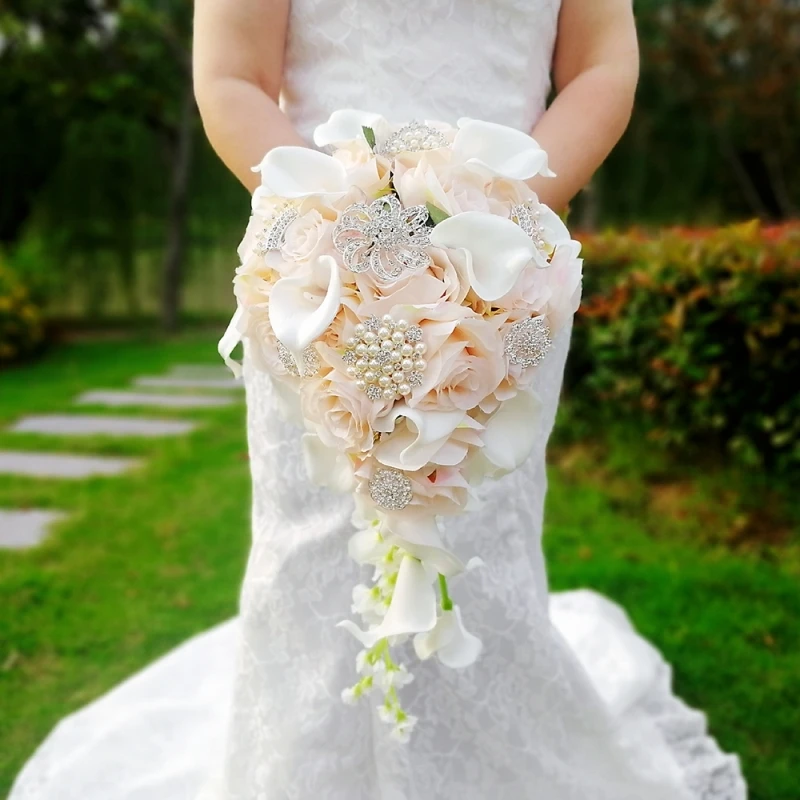 Bouquet da sposa rosa chiaro Cascading fiori da sposa bianco Calla Lily Bride Ramo De Novia Boda accessori De Mariage