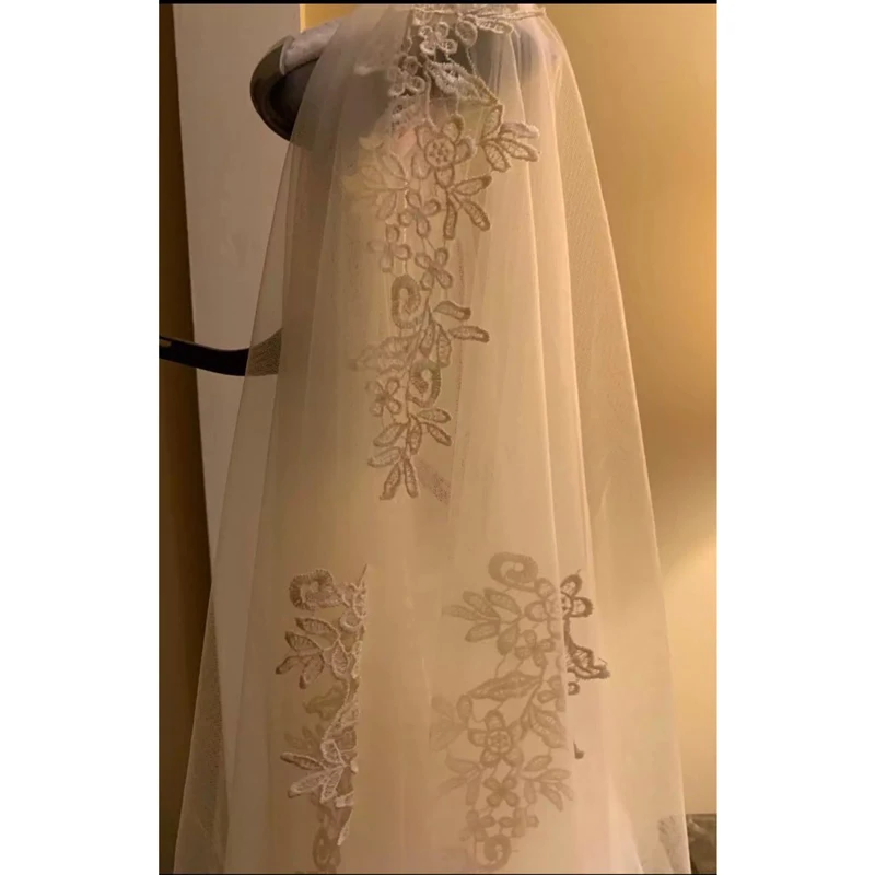 Hochzeit Schleier kurz appliques spitze Elegante Hochzeit Zubehör Velos De Novia voile de mariee zwei schichten kamm