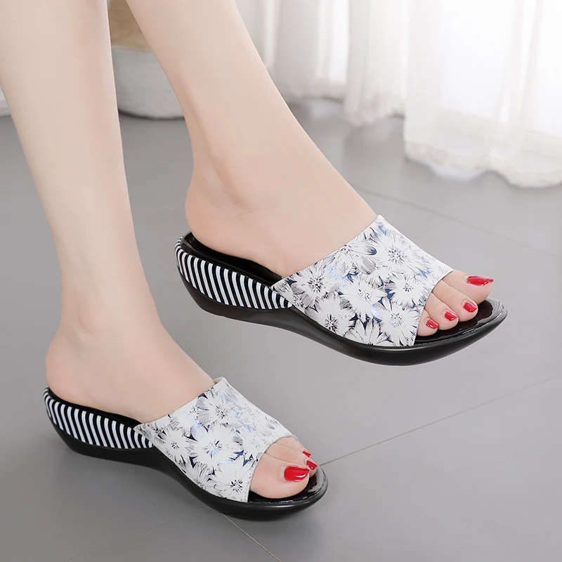 Wedges Slippers Plus Size 41 42 Female Fashion Non-slip Summer Shoes Genuine Leather Women Sandals