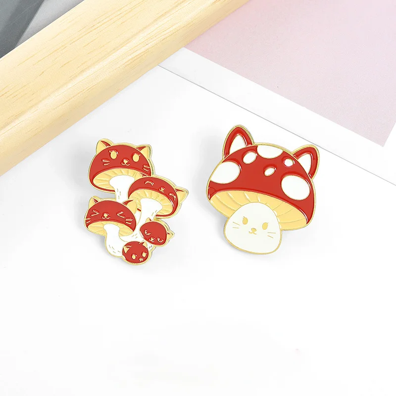Anime Red Mushroom Enamel Pin Badge Cute Face Plant Brooches for Women Girl Cartoon Backpacks Lapel Pins Jewelry Gift Wholesale