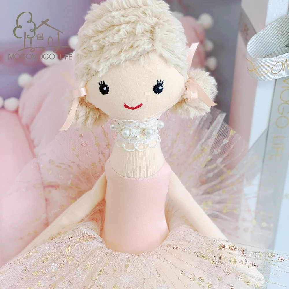 Luxury Chloe Girl Doll Premium Valentine's Present for Her Ballerina Princess Toy in Pink Dropshipping