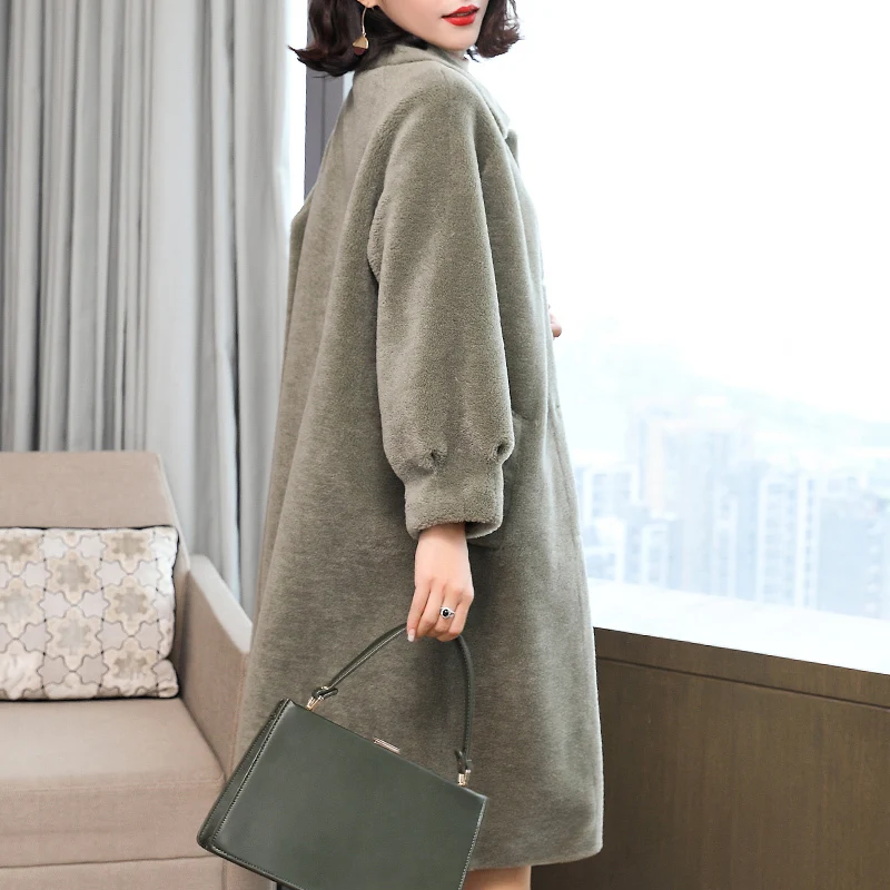 

Real Fur Coat Sheep Shearing Long Coats 2020 Winter Single Button Coat Women Wool Jacket Hooded Parka Outwear LX2424