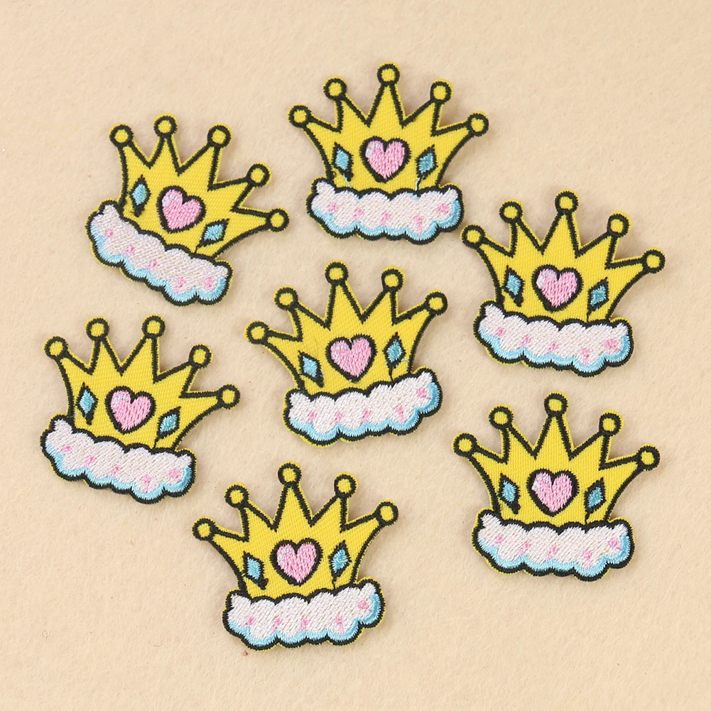 

5PCS Cartoon Crown Cloth Applique for Clothes Decor Patch Badges Iron on Embroidery Patches DIY Fabric Apparel Accessories