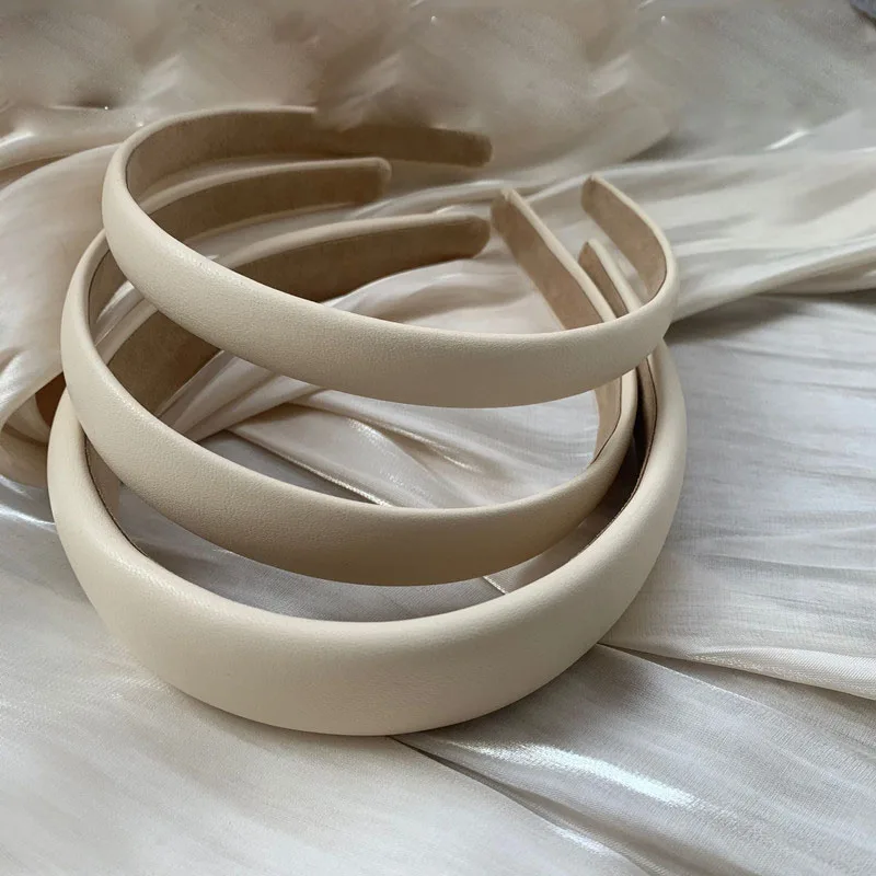 

Trendy Temperament White Headband Hairpin Cream Color Leather Wide Hair Band Woman Hair Accessories Headwear
