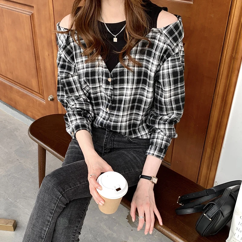 Women Casual Plaid Shirts Loose Style ladies Tops Black Fake Two Piece Blouses 2022 Spring Oversized Blouses Off Shoulder Shirt