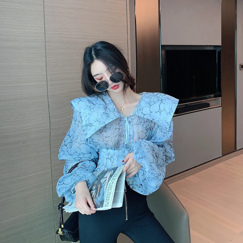 Autumn Women\'s Big Turn Down Collar Printing Shirt Fashion Female Lantern Sleeve Elegant Top Perspective Zipper Blouses Shirts