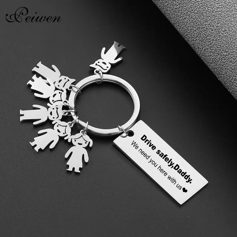 

Personalized Custom Name Keychains Family Boy And Girl Key Rings Nameplate Stainless Steel Key chain For Men Women Keyring Gifts