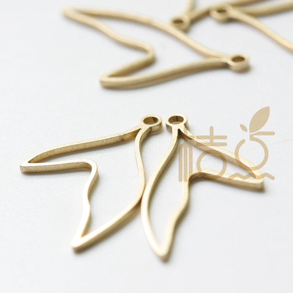 4 Pieces Laser Cut Solid Raw Brass Charm - Whale Tale 16x28mm (4512C)