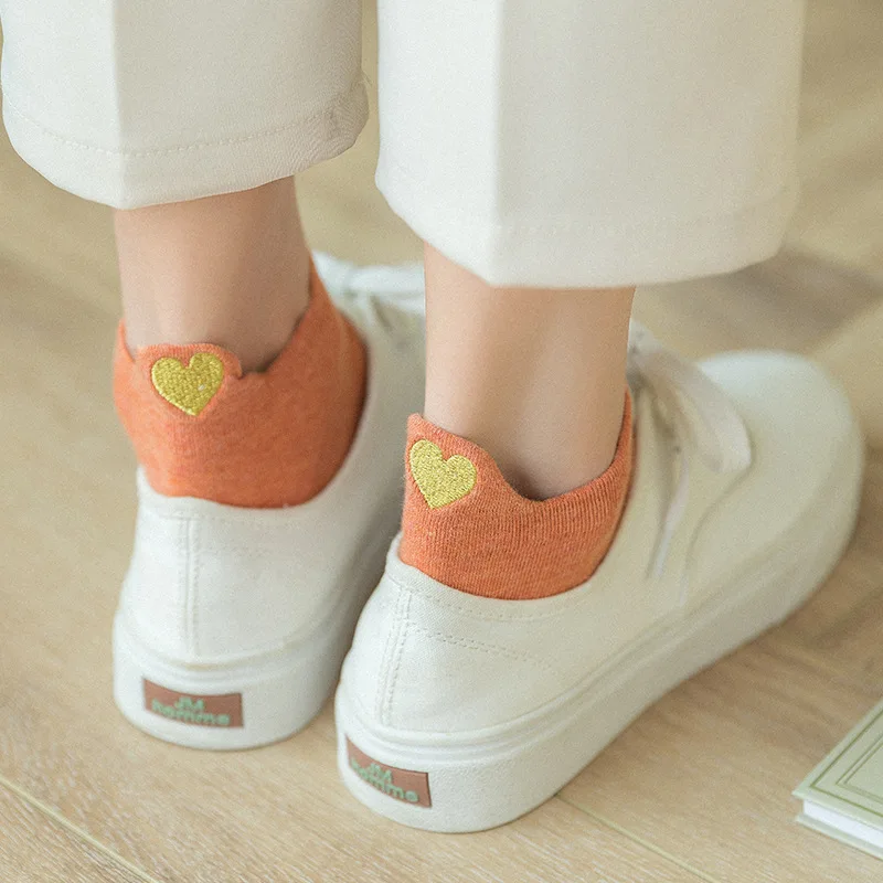 4 Pairs Fashion Cute Heart Embroidered Women Socks Ankle Girl Cotton Solid Color White Black Low Cut Pink Casual Summer Slipper