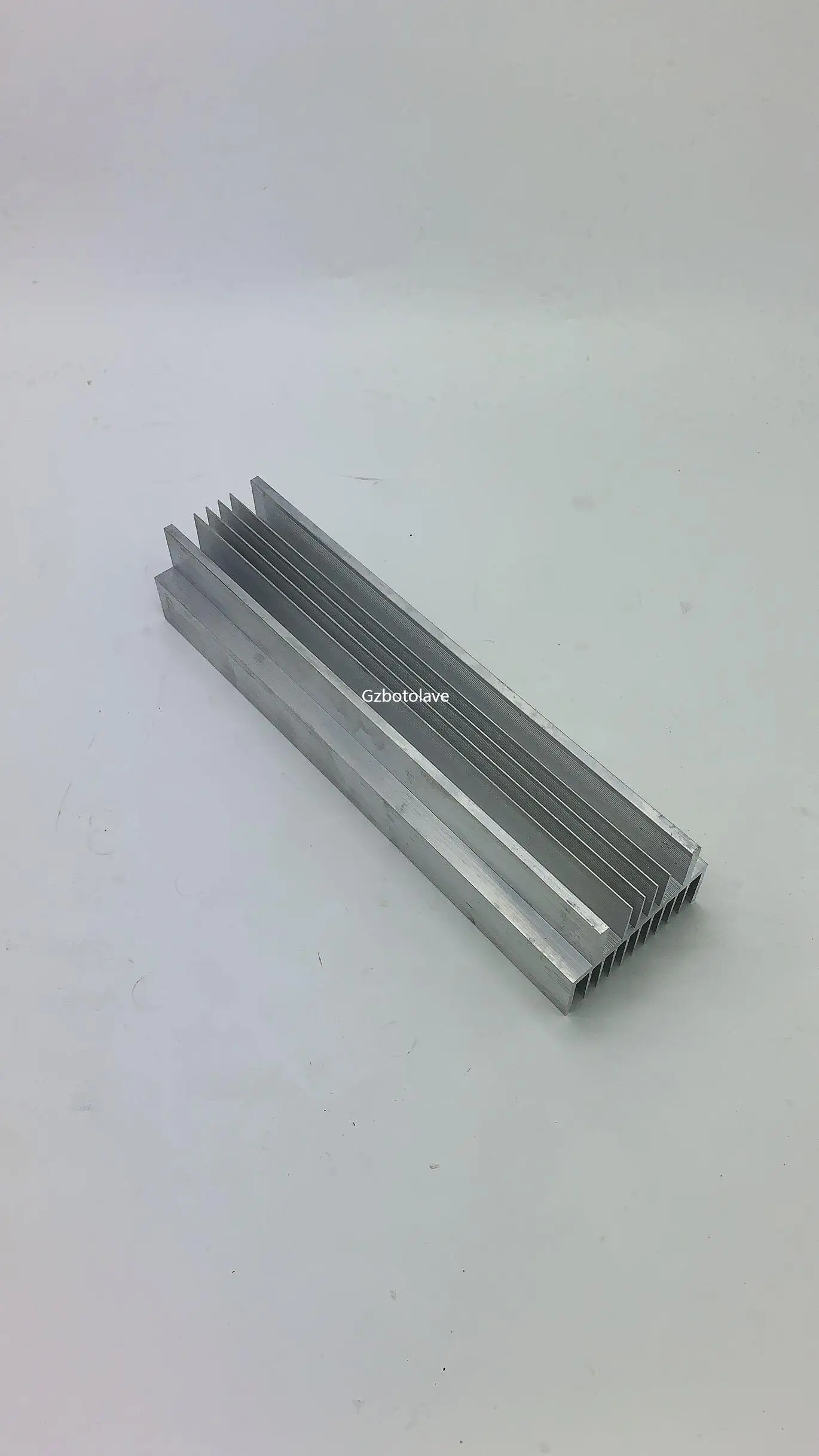 を促進ヒートシンクのための強力な1200ワットアンプボード2uヒートシンク