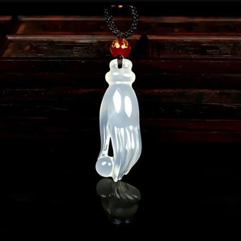 Natural White Chalcedony Agate Fingered citron Pendant Jade Necklace Pendant Zhang shang ming zhu Amulet pendant jewelry