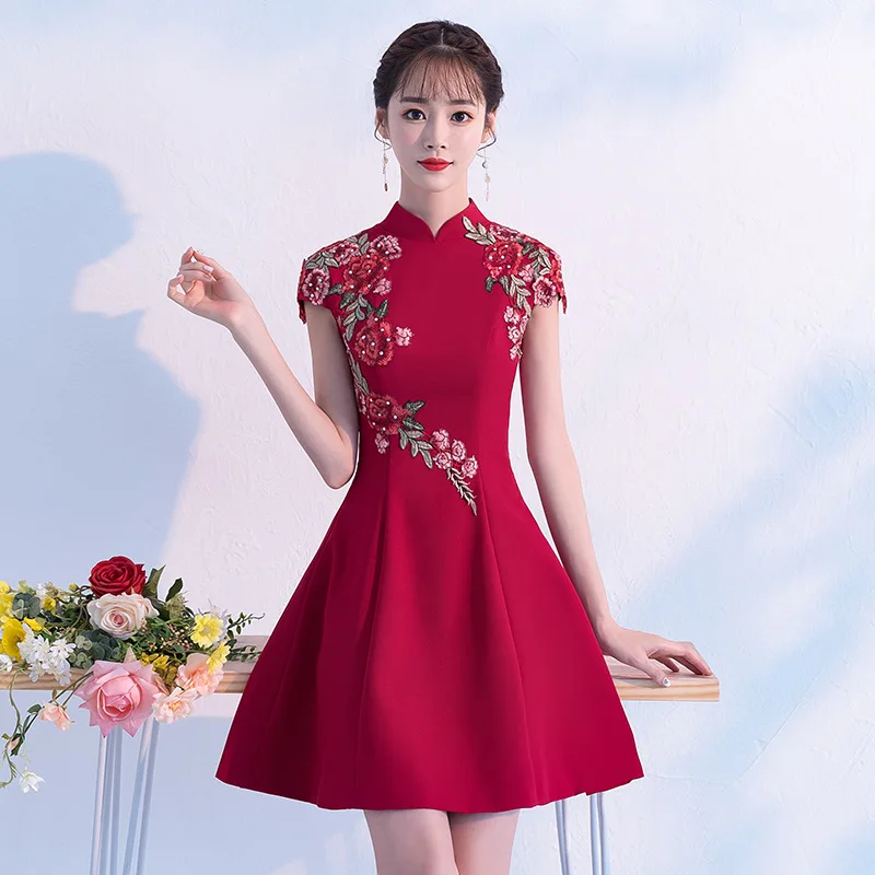 

Plus Size 4XL A-line Cheongsam Mandarin Collar Vintage Button Chinese Qipao Exquisite Embroidery Floral Chorus Banquet Dress