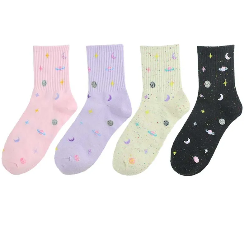 2022 new fashion cotton fun space socks Korean women's astronauts planet socks universe novelty short paragraph funny socks