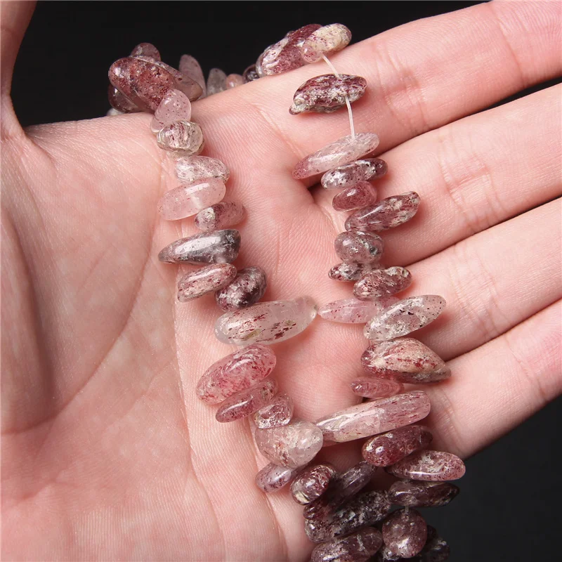 Fashoin Strawberry Quartz Stick Bead Long Teeth Shape Point Beads Quartz Stone Charms Fit Jewelry Making Handmade Necklace DIY