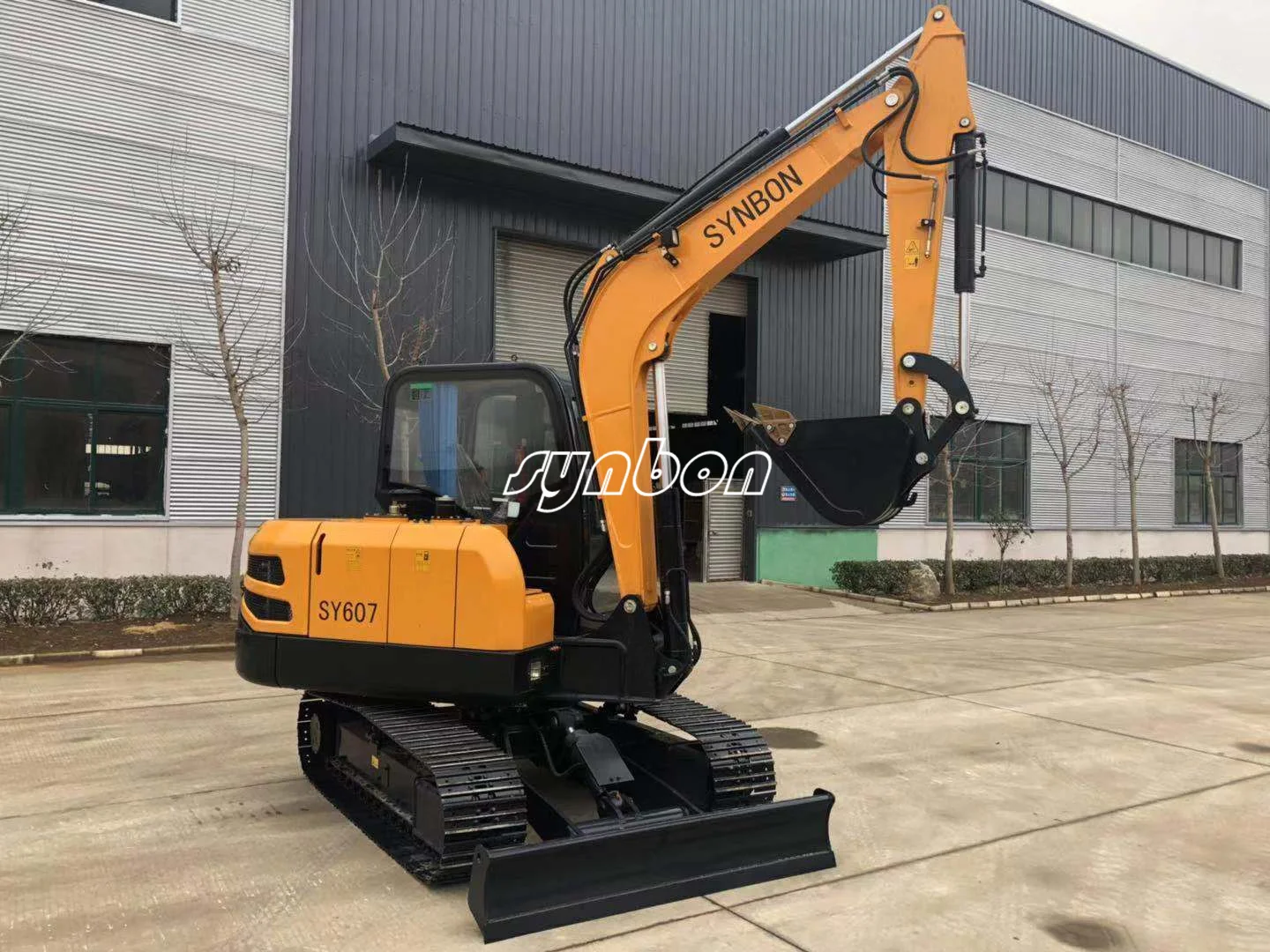 SYNBON Hydraulic System Farm Digger Machine Crawler Excavator 6.5Ton SY607