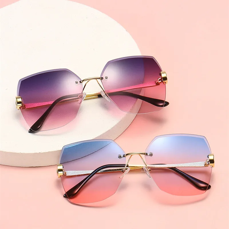 Fashion Oversized Rimless Sunglasses Women Famous Luxury Brand Design Sexy Vintage Lady Summer Style  Sun Glasses