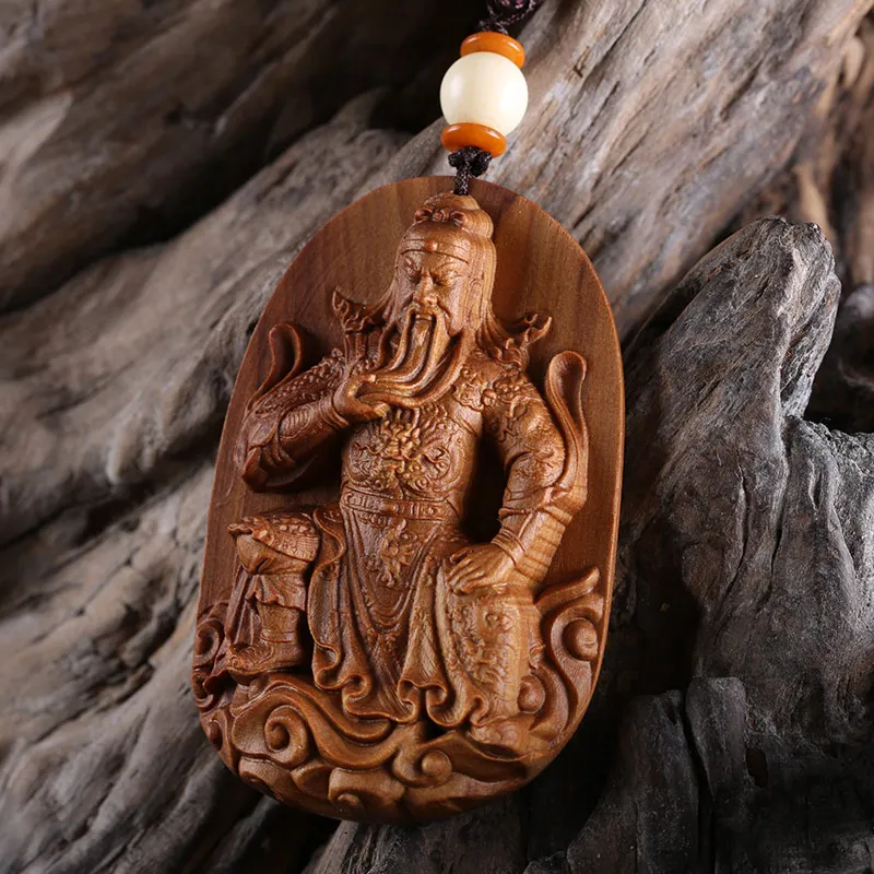 Exquisite Sandalwood Guan Yu Pendant, Hand-Carved Wooden God of War Necklace for Protection