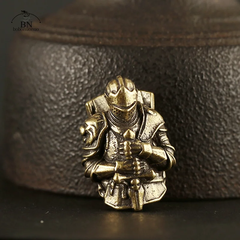 Retro Brass Medieval Warrior Miniatures Figurines Knife Beads DIY Keychains Lanyard Pendants Jewelry Copper Solider Paracord EDC