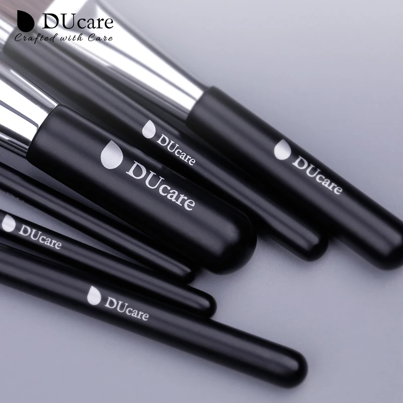 Ducare Makeup Brushes 6Pcs Set For Face & Eye Makeup Brush kit With Bag- Perfect For Professional & Everyday use Cosmetic Makeup