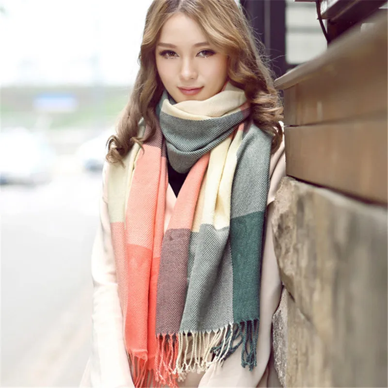 2022 Cashmere Scarf Shawl Winter Stylish Lady Autumn Plaid Wrap Pashmina Tassel Hijab Neck Head Scarves Foulard for Femme